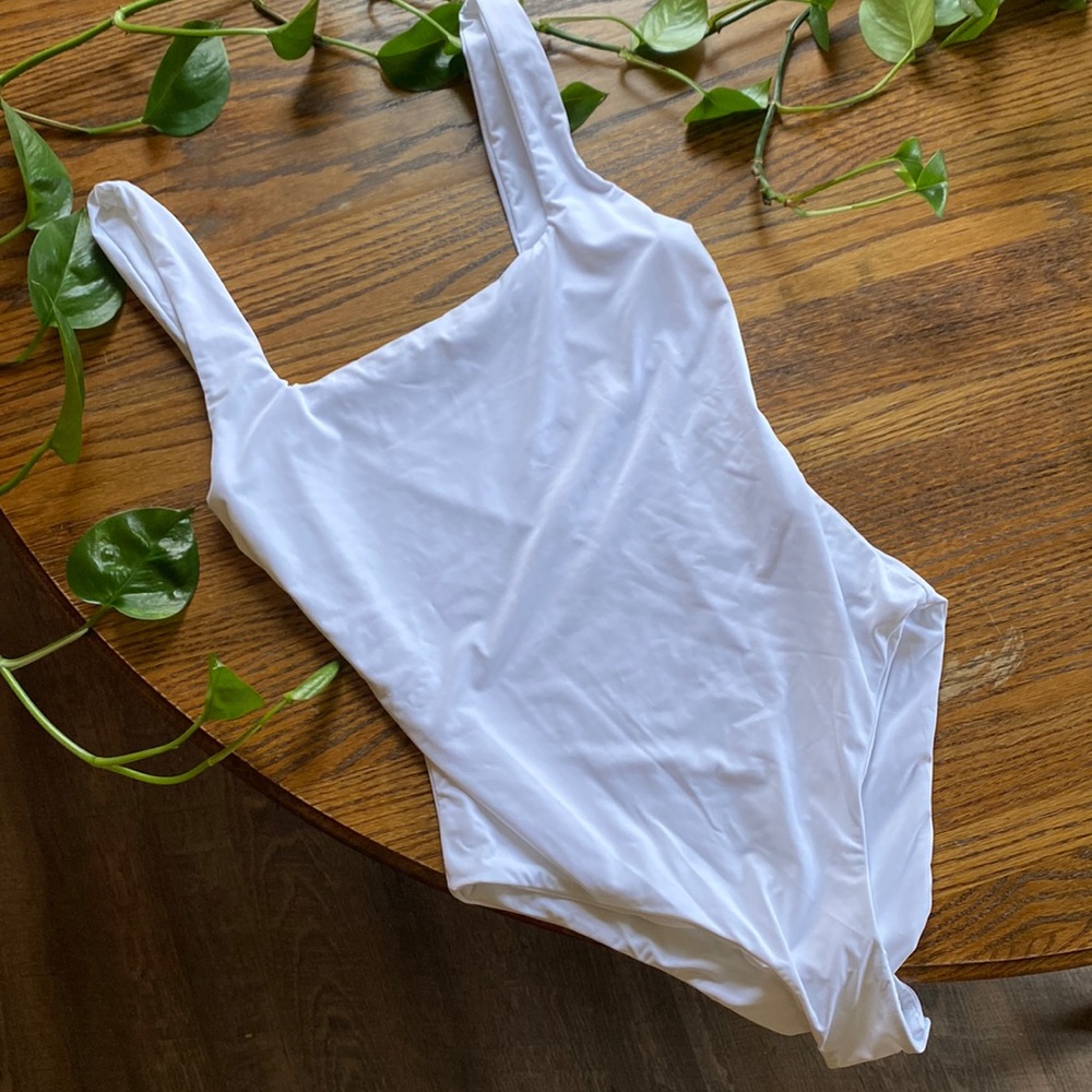 SHEIN Bodysuit